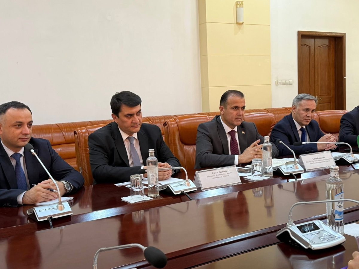 Вохӯриҳо дар ҳошияи Форуми байналмилалии сармоягузорӣ дар соҳаи сайёҳӣ